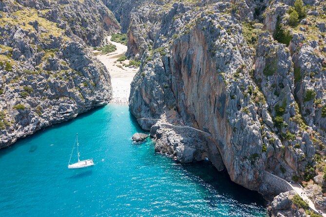 Scenic tour by Train, Tram and Boat through the lakes - Stop 1: Serra de Tramuntana road views, plus reservoir country