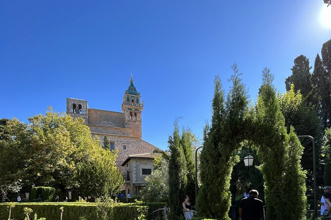 Secret Corners and Tastes of Mallorca by Private SUV Tour - Soller, centenary trolley views and smart artisanal shopping time