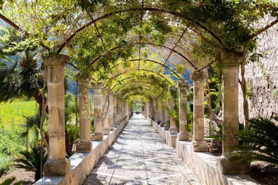 Sóller: Jardines de Alfabia Entrance Ticket - The UNESCO Serra de Tramuntana Setting: Views That Don’t Feel Like Background Noise