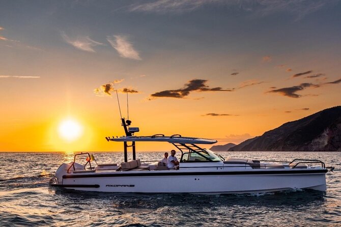 Sunset Cruise on Luxury Speed Boat - The ride itself: speed boat energy with time to slow down