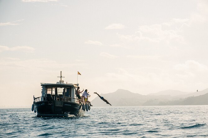 Traditional Boat Sailing Tour from Port of Palma - Setting off from Palma Port: what the 4-hour rhythm really feels like