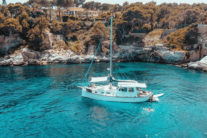 Traditional Mallorquin Llaut Cruise with Tapas and Drinks - Key Points Before You Go (Tapas, Toys, and the Llaut Feel)