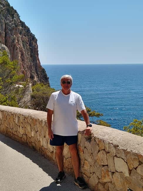 Travel and play tennis in Mallorca - The Rafa Nadal Academy visit: what you can add