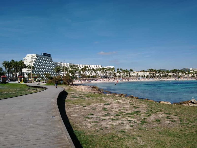 Travel and play tennis in Mallorca - What to pack so the day feels easy, not exhausting