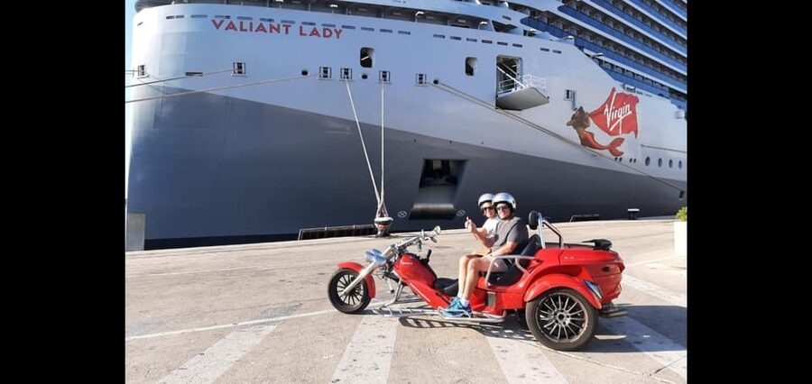 V8 Trike Tour mit Fahrer/Guide für max 4Gäste - Coast to Puerto Portals: From Palma to a High-End Harbor Mood