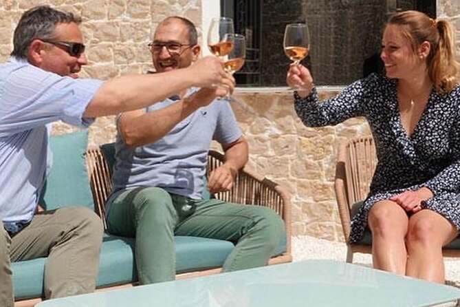 Wine tasting with wines from the smallest wineries in Mallorca - What the tasting actually includes: wine, snacks, and mineral water